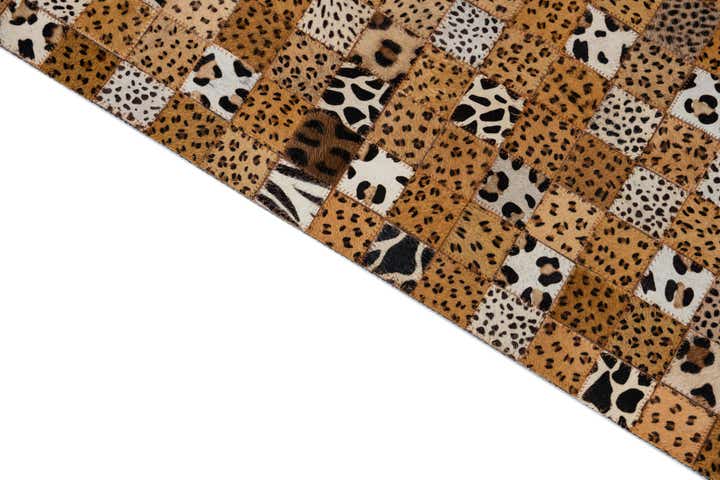 5' 1 x 8' Cowhide Leather Rug