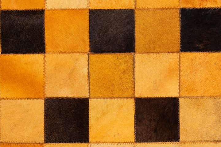 5' 2 x 8' Cowhide Stocks Rug