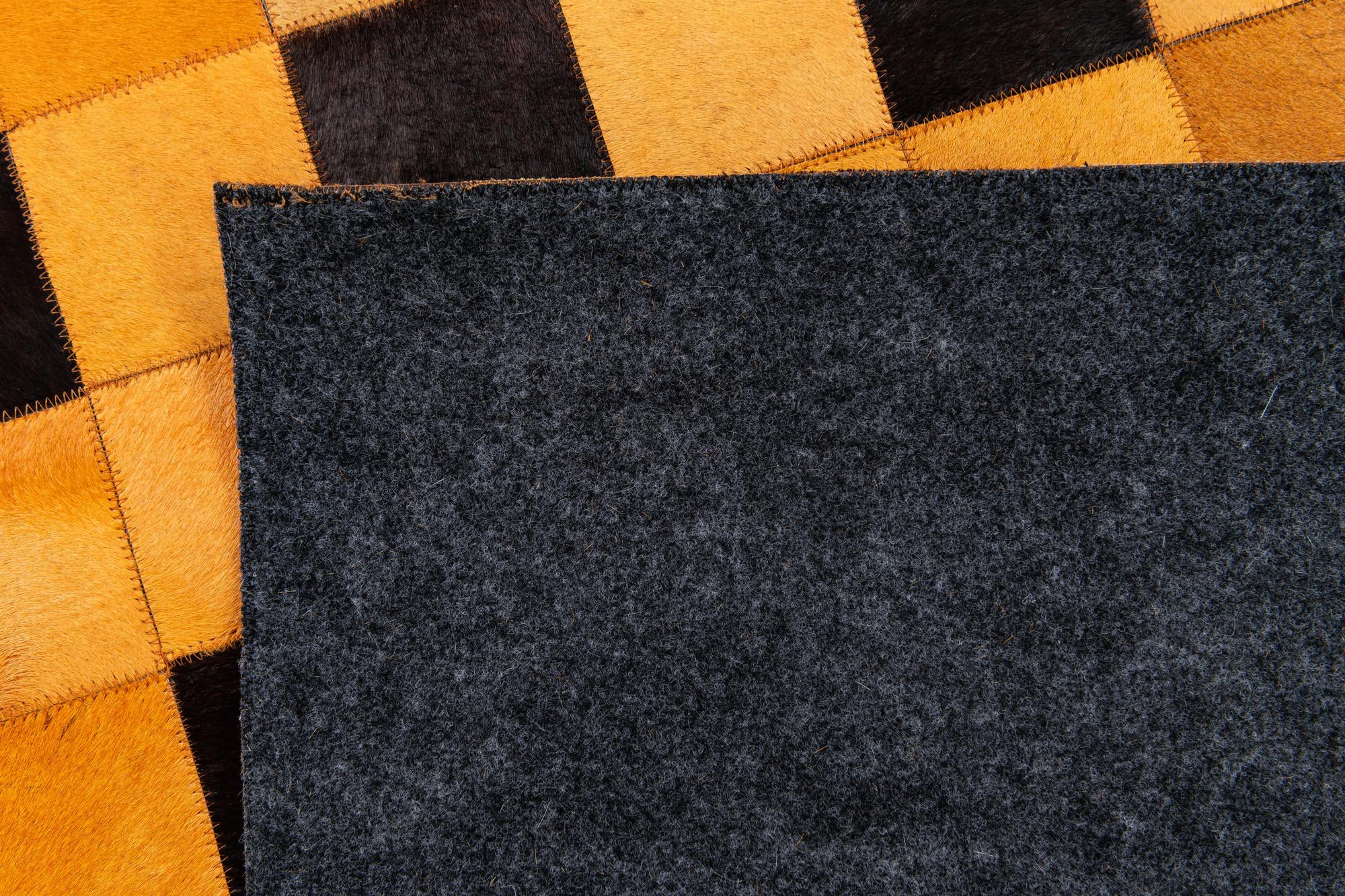 5' 2 x 8' Cowhide Stocks Rug