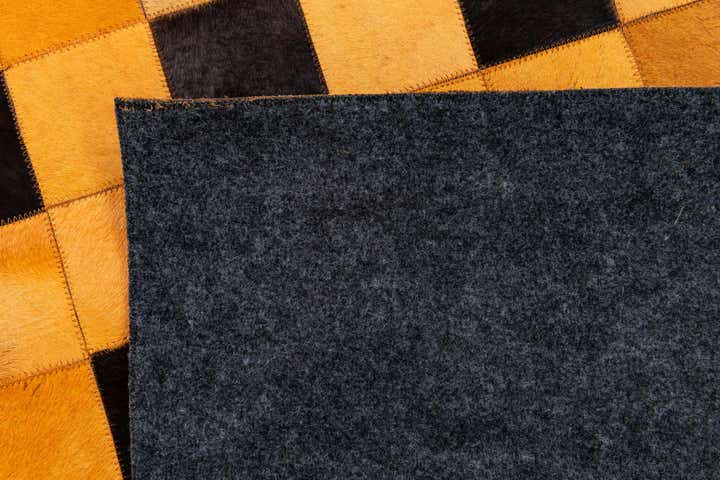 5' 2 x 8' Cowhide Stocks Rug