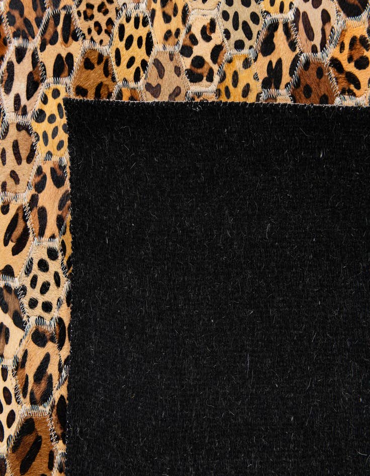 Detail image of 5' x 8' Cowhide Stocks Rug