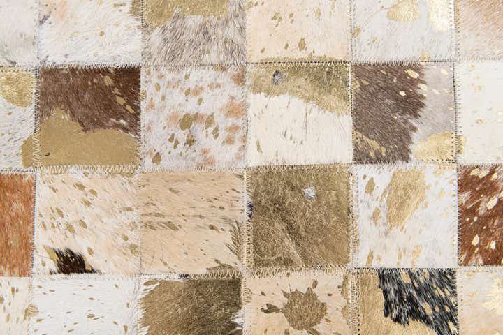5' x 8' Cowhide Stocks Rug