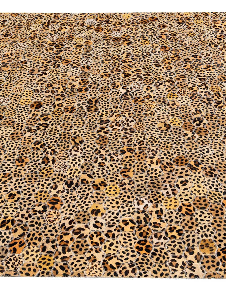 Detail image of 5' x 7' 11 Cowhide Stocks Rug