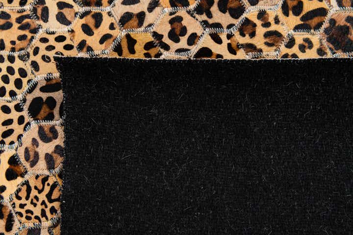 5' x 8' Cowhide Stocks Rug