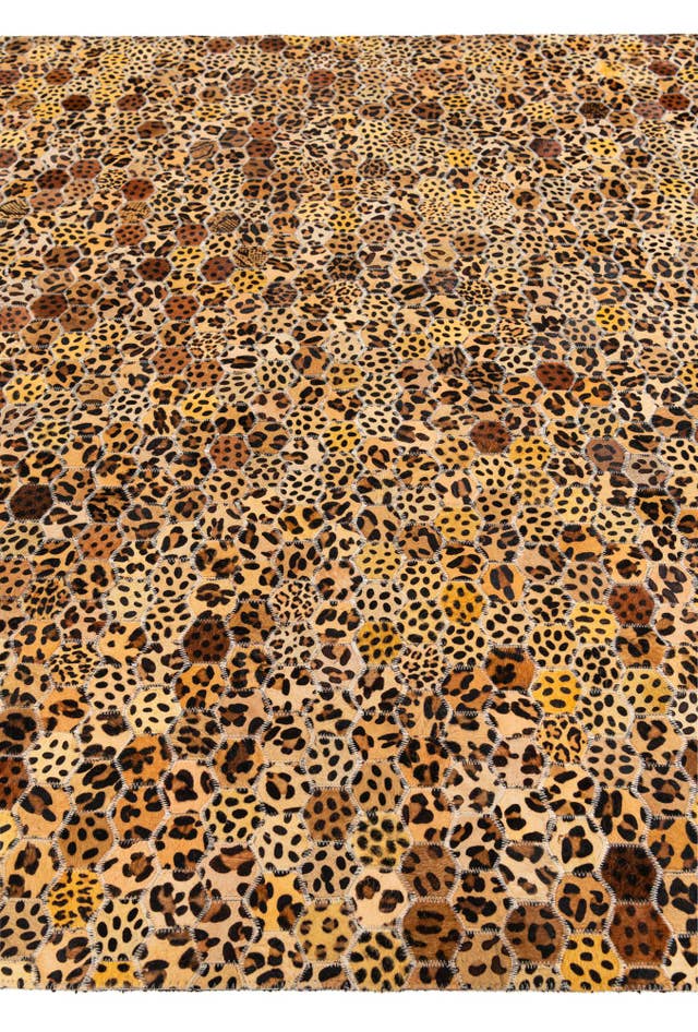 Detail image of 5' 1 x 8' Cowhide Stocks Rug