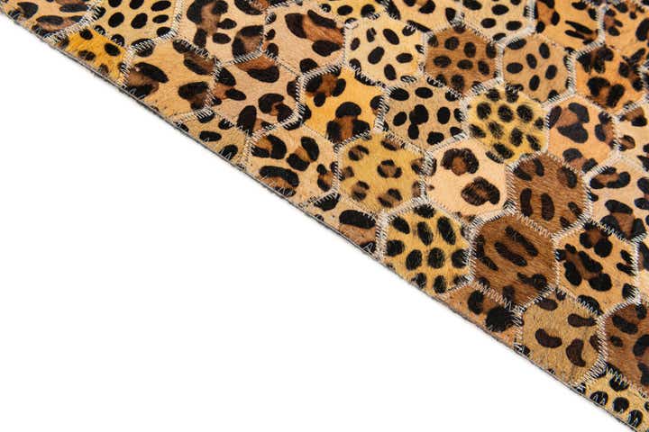5' 1 x 8' Cowhide Stocks Rug