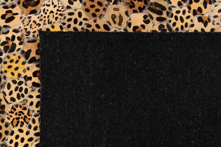 5' 1 x 8' Cowhide Stocks Rug