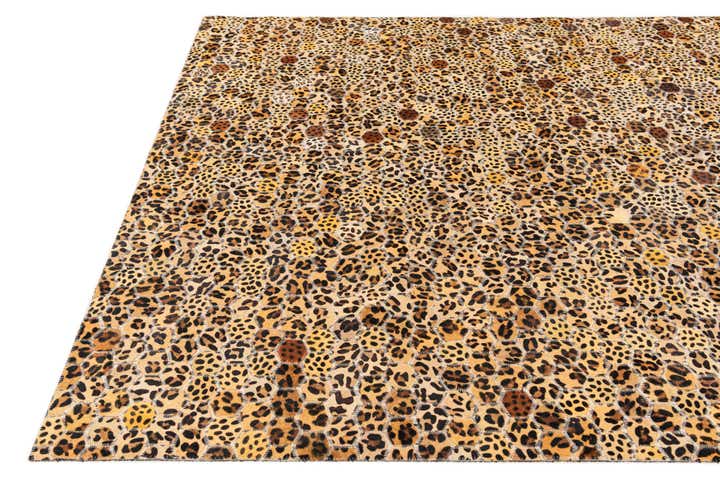 4' 11 x 8' Cowhide Stocks Rug