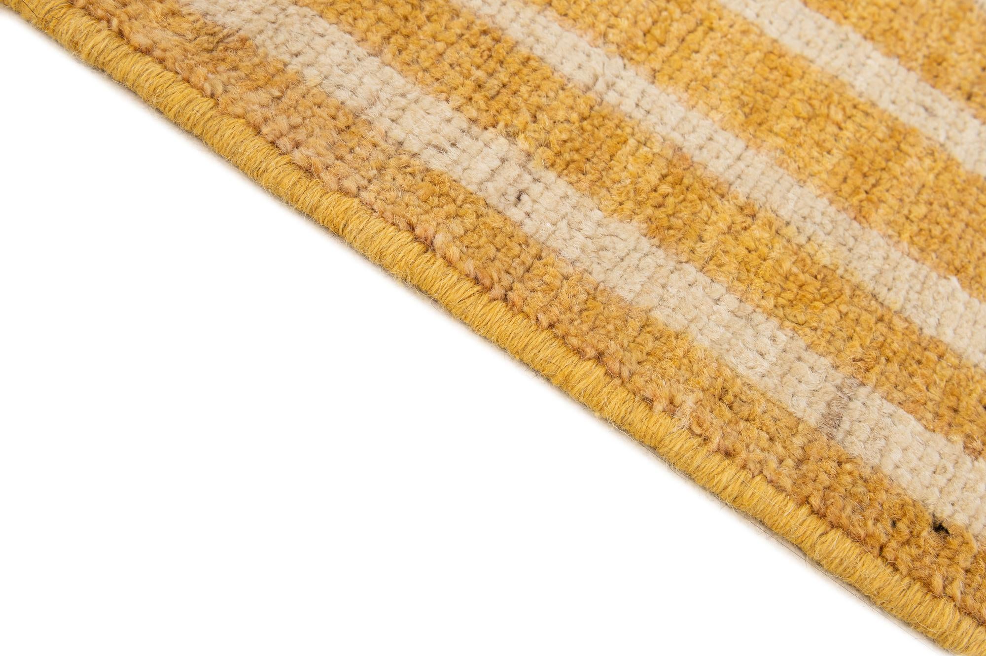 4' 3 x 6' Hand Knotted Darya Wool Rug