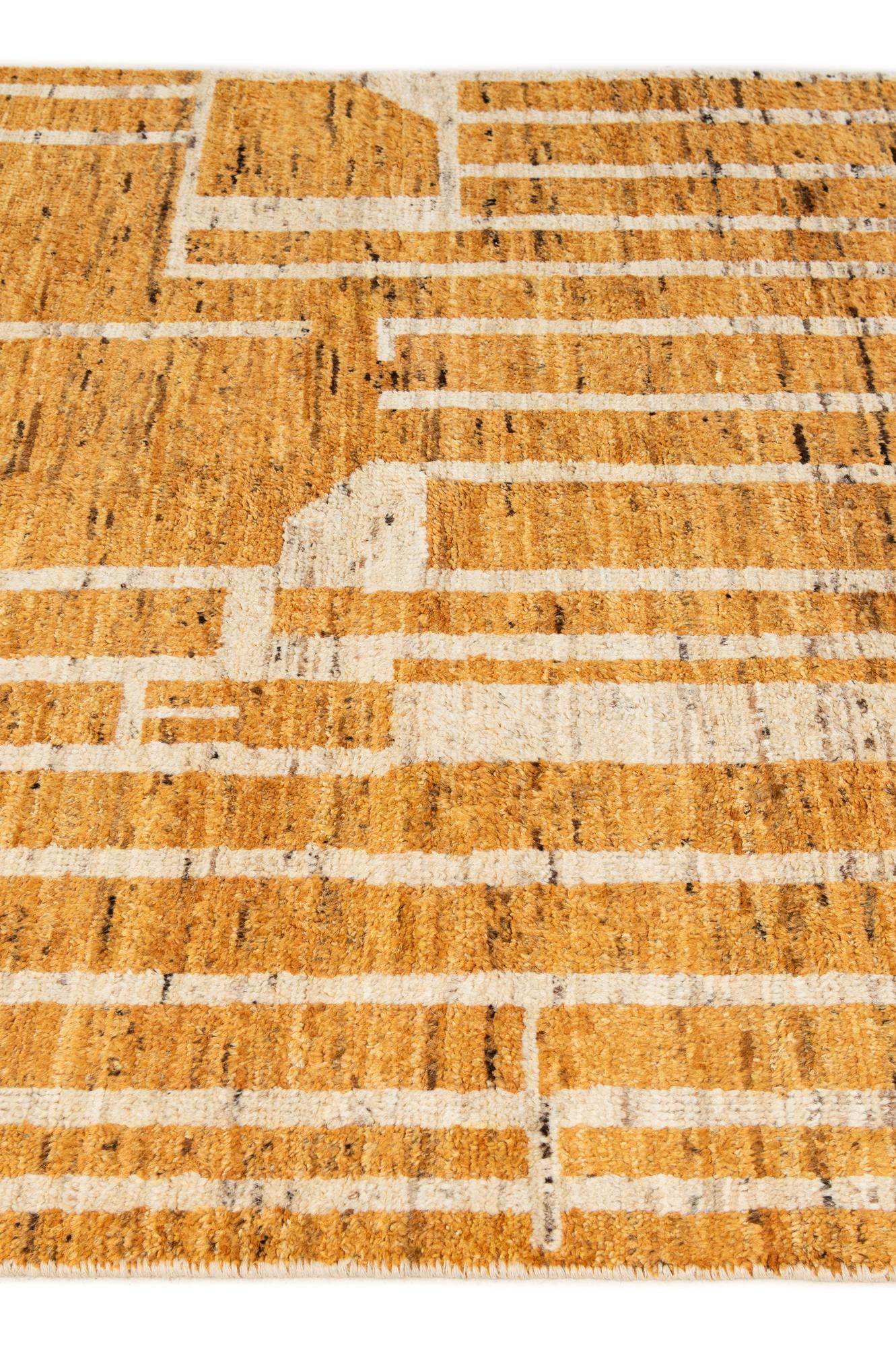 4' 11 x 7' 9 Hand Knotted Darya Wool Rug