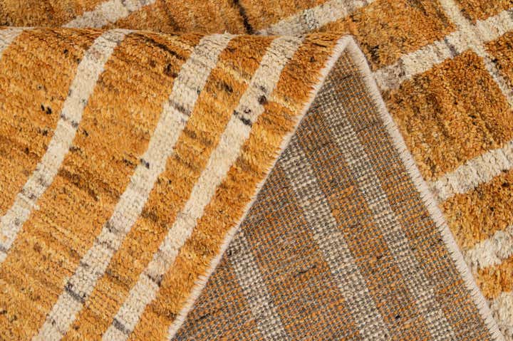 4' 11 x 7' 9 Hand Knotted Darya Wool Rug