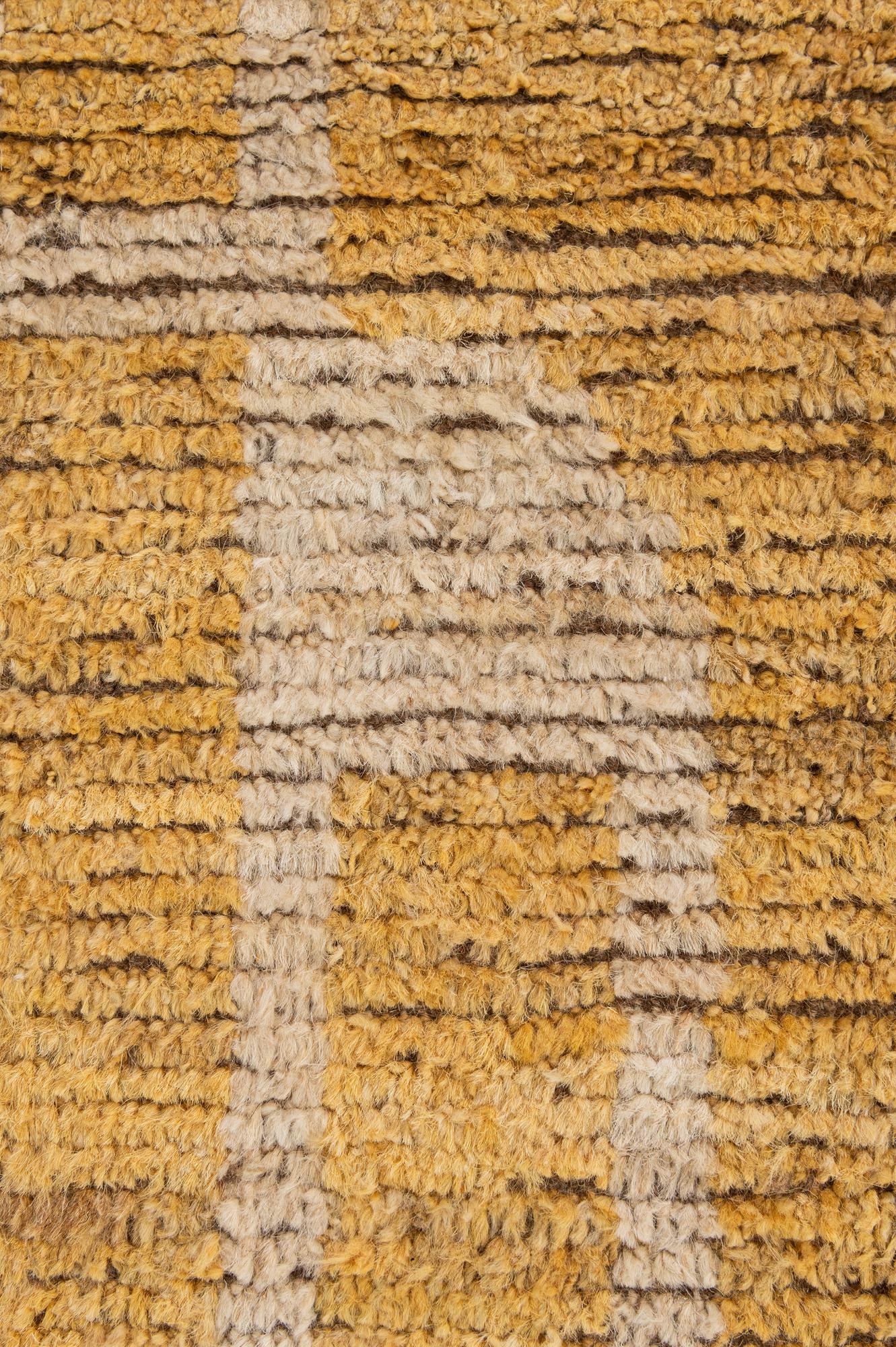 5' 6 x 7' 7 Hand Knotted Darya Wool Rug