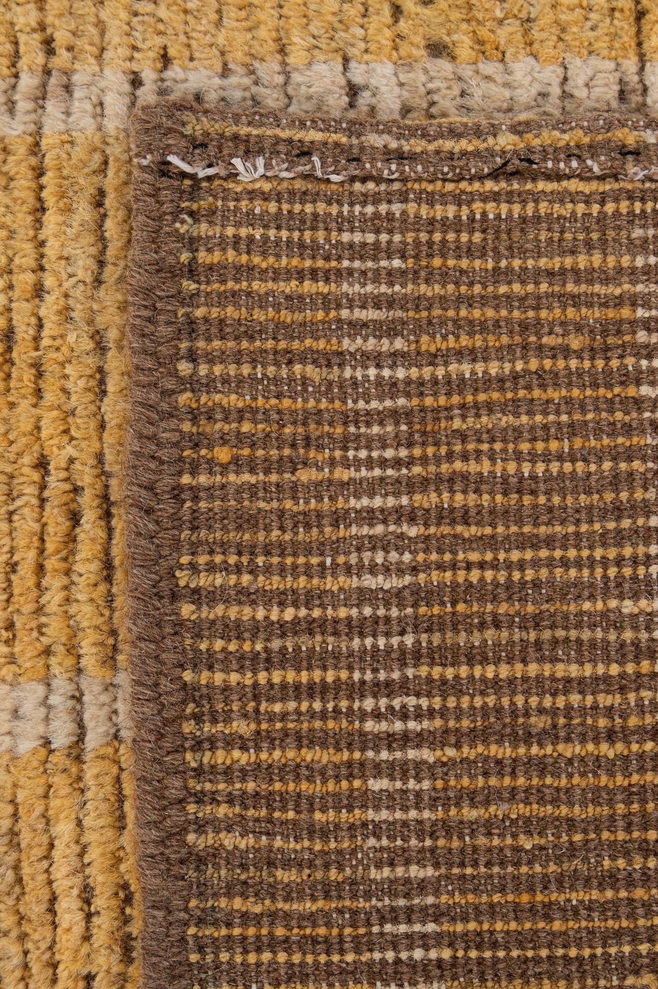 5' 6 x 7' 7 Hand Knotted Darya Wool Rug