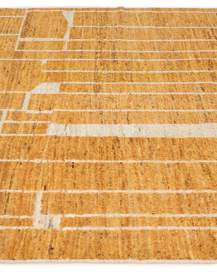 Detail image of 5' 5 x 8' 1  Hand Knotted Darya Wool Rug