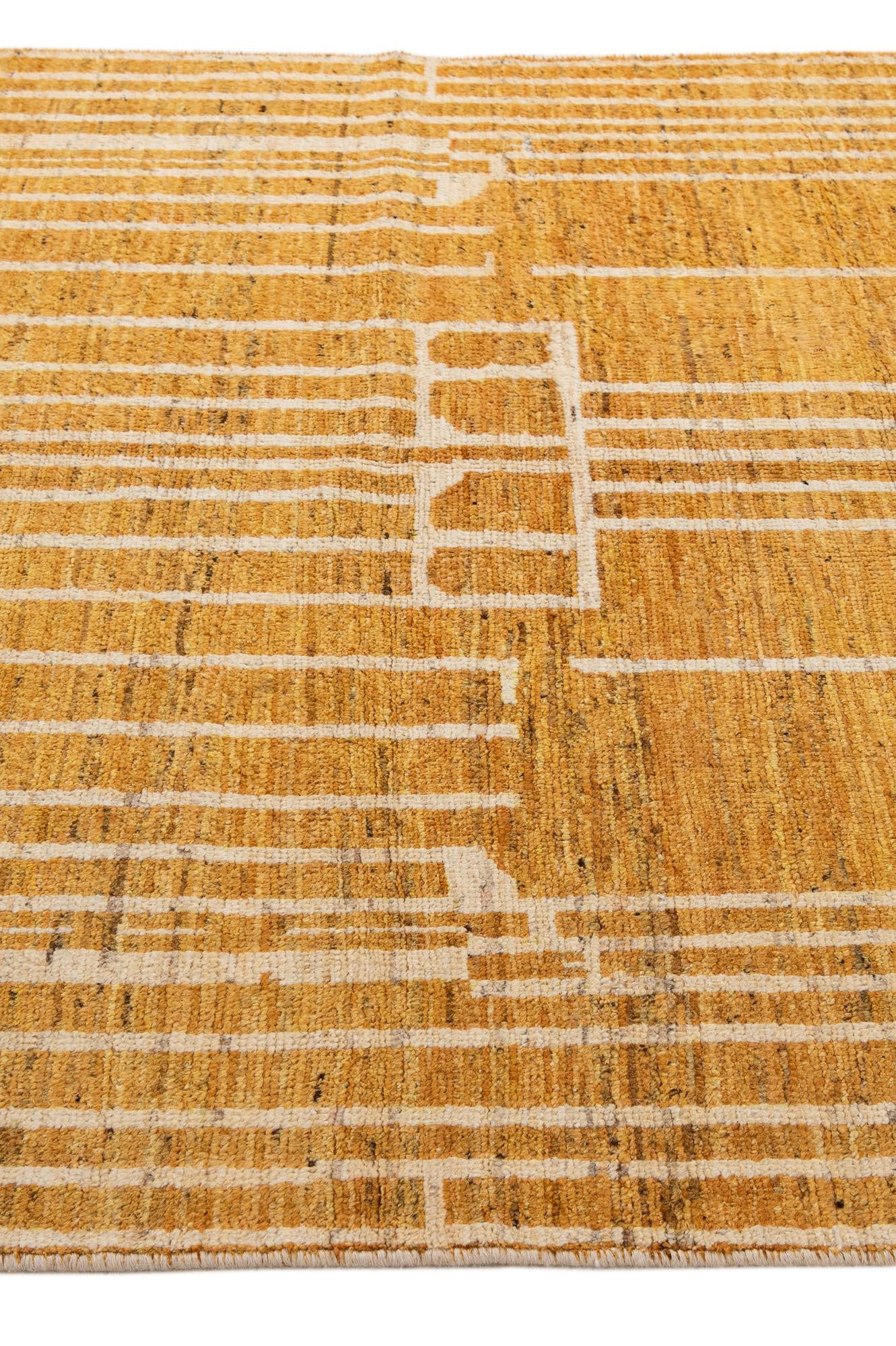 5' 9 x 8' Hand Knotted Darya Wool Rug