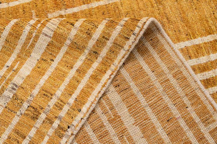 5' 9 x 8' Hand Knotted Darya Wool Rug