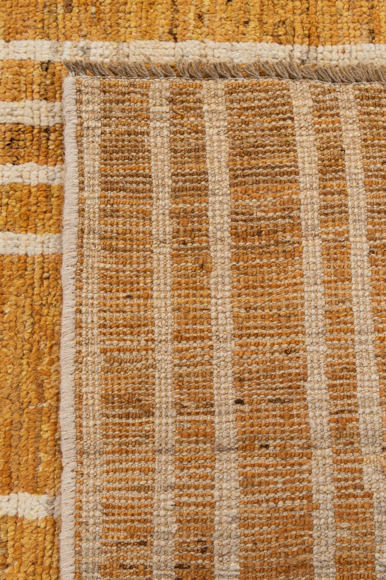 5' 9 x 8' Hand Knotted Darya Wool Rug