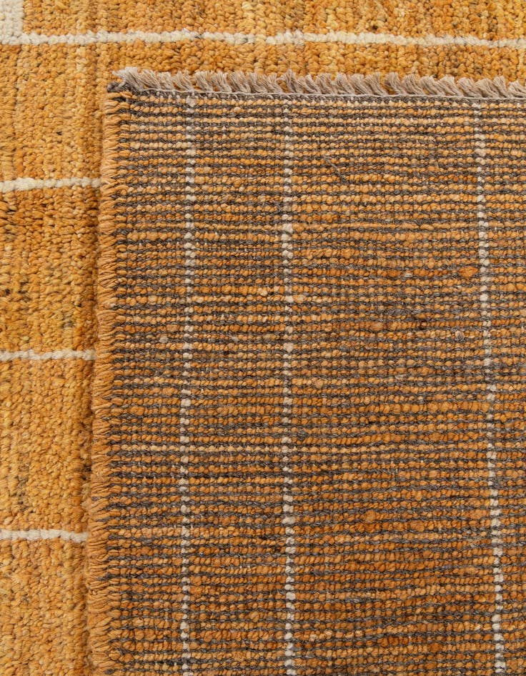 Detail image of 5' 9 x 7' 9  Hand Knotted Darya Wool Rug