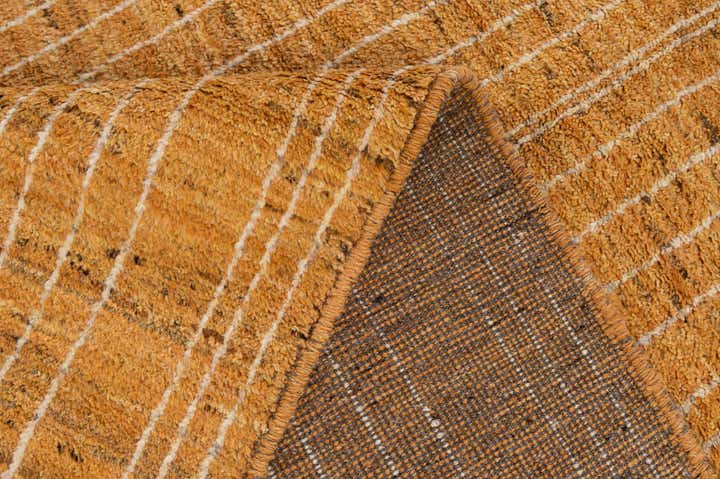 5' 7 x 8' 3 Hand Knotted Darya Wool Rug