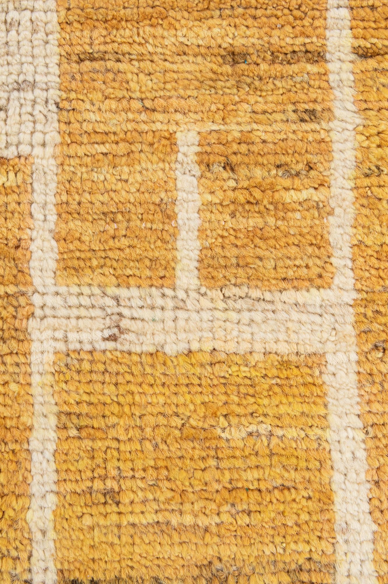 5' 11 x 7' 10 Hand Knotted Darya Wool Rug