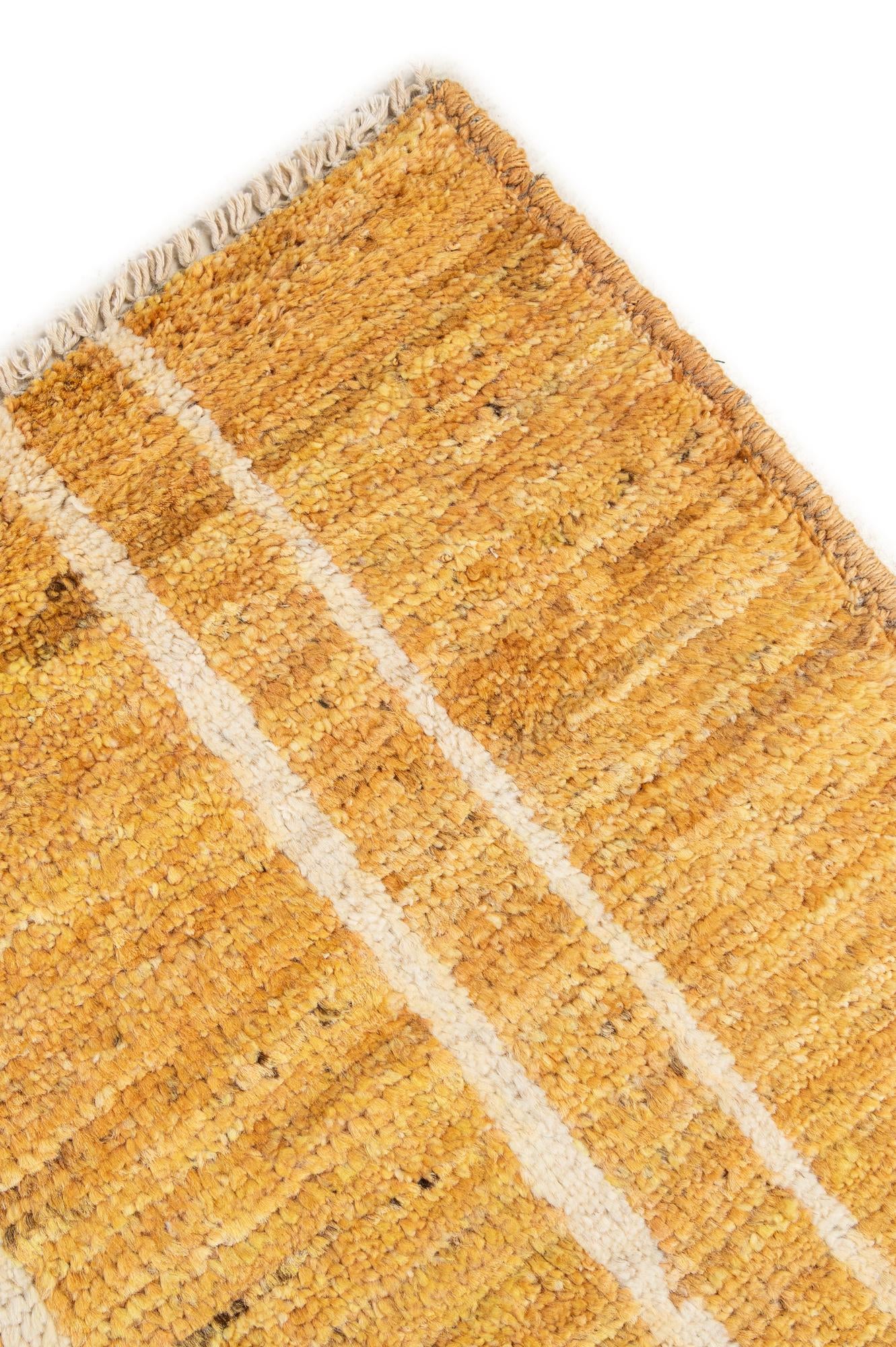 5' 11 x 7' 10 Hand Knotted Darya Wool Rug