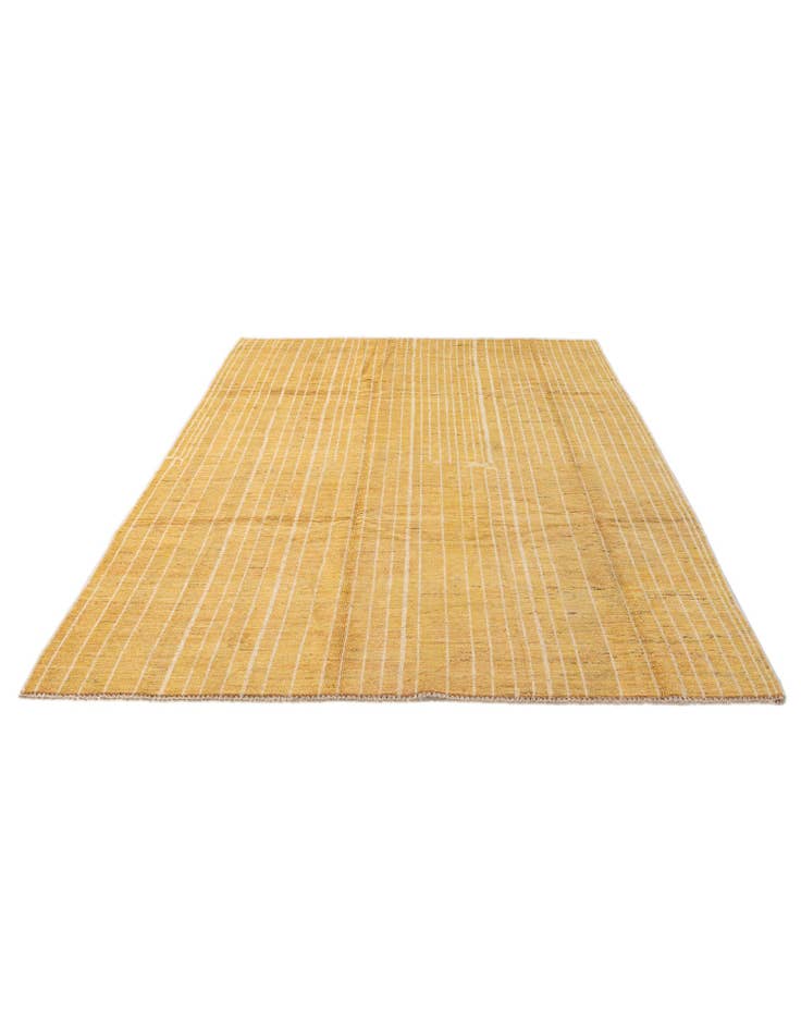 Detail image of 6' 6 x 9' 8  Hand Knotted Darya Wool Rug