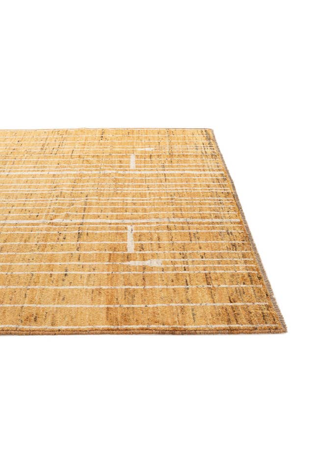 Detail image of 6' 8 x 9' 10 Hand Knotted Darya Wool Rug