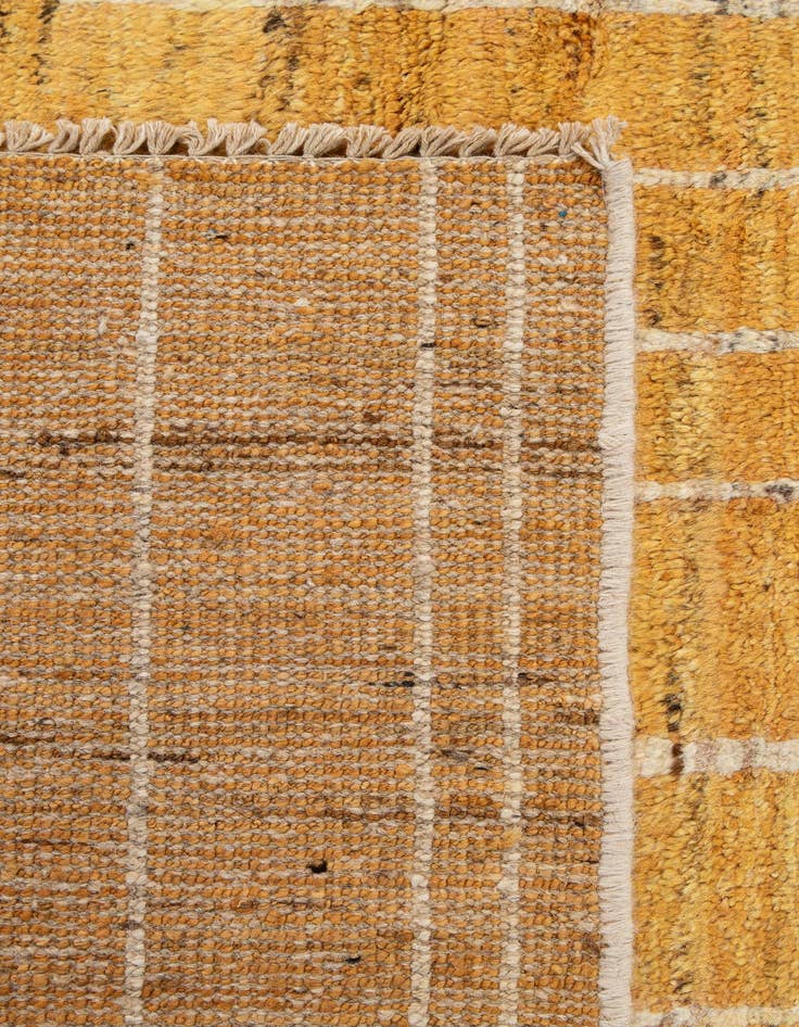 Detail image of 6' 8 x 9' 9  Hand Knotted Darya Wool Rug