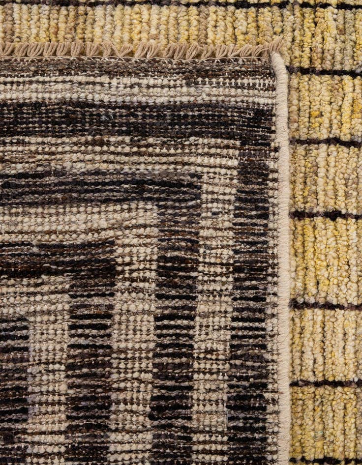 Detail image of 8' x 9' 10  Hand Knotted Darya Wool Rug