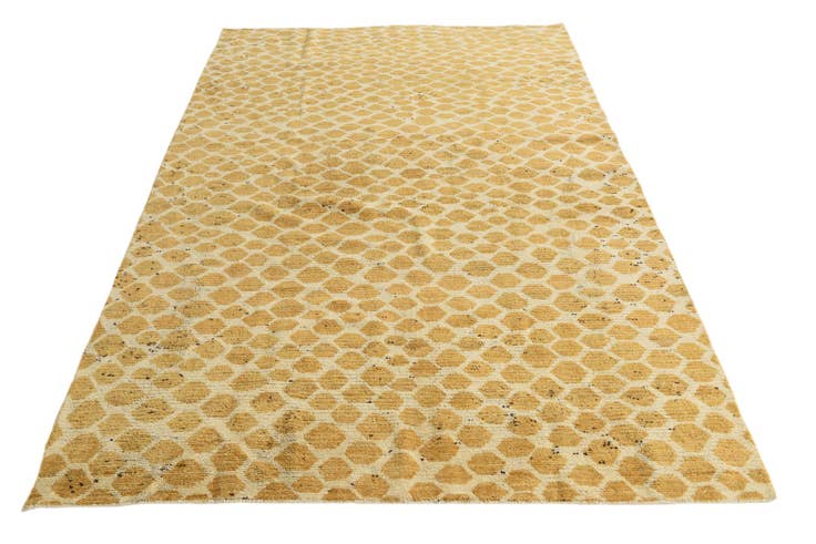 Detail image of 6' x 8' 8 Hand Knotted Darya Wool Rug