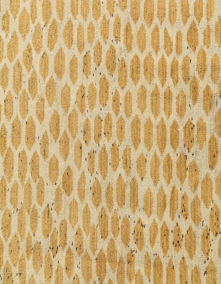 Detail image of 6' x 9' 2  Hand Knotted Darya Wool Rug