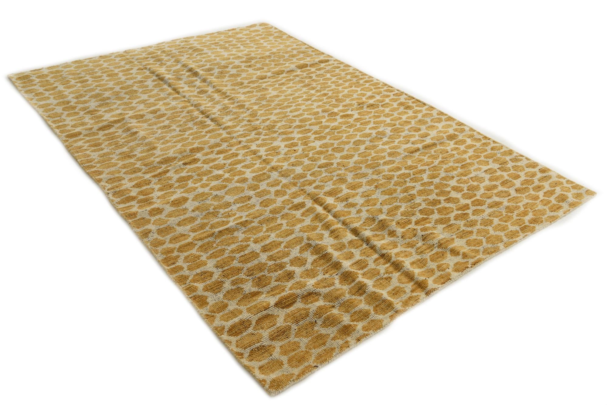 6' 1 x 9' Hand Knotted Darya Wool Rug