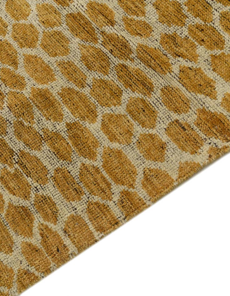 Detail image of 6' 1 x 9'  Hand Knotted Darya Wool Rug