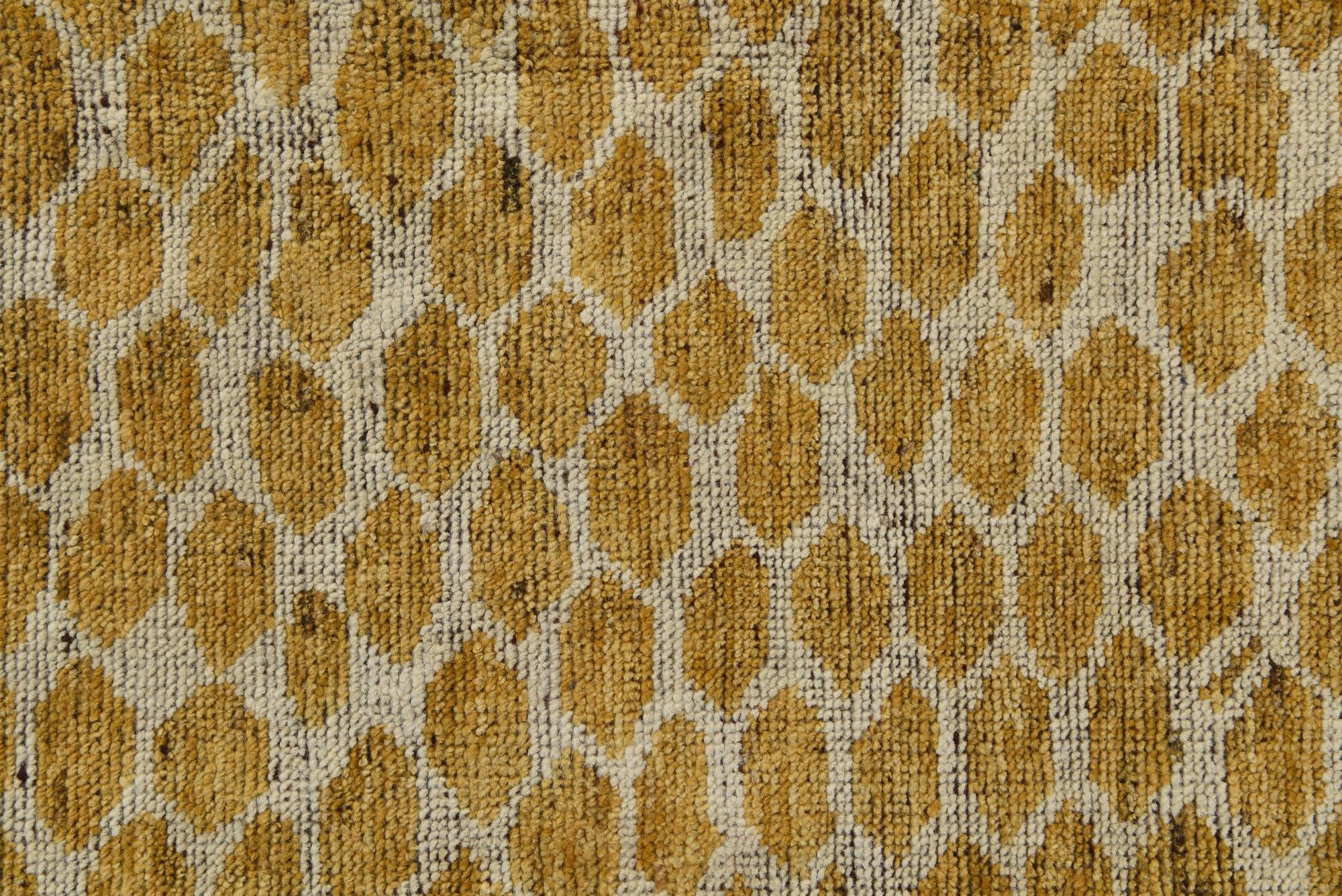 6' 1 x 9' Hand Knotted Darya Wool Rug