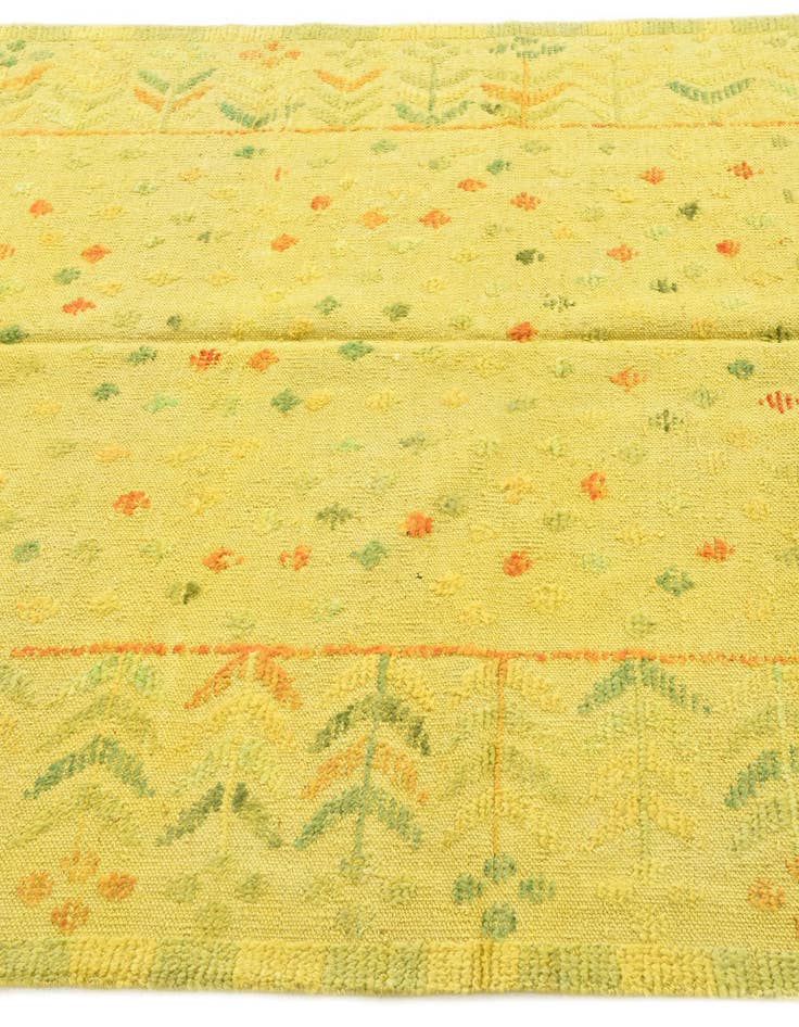 Detail image of 5' x 7' 2  Hand Knotted Darya Wool Rug