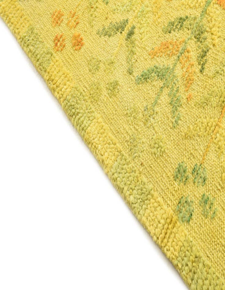 Detail image of 5' x 7' 2  Hand Knotted Darya Wool Rug