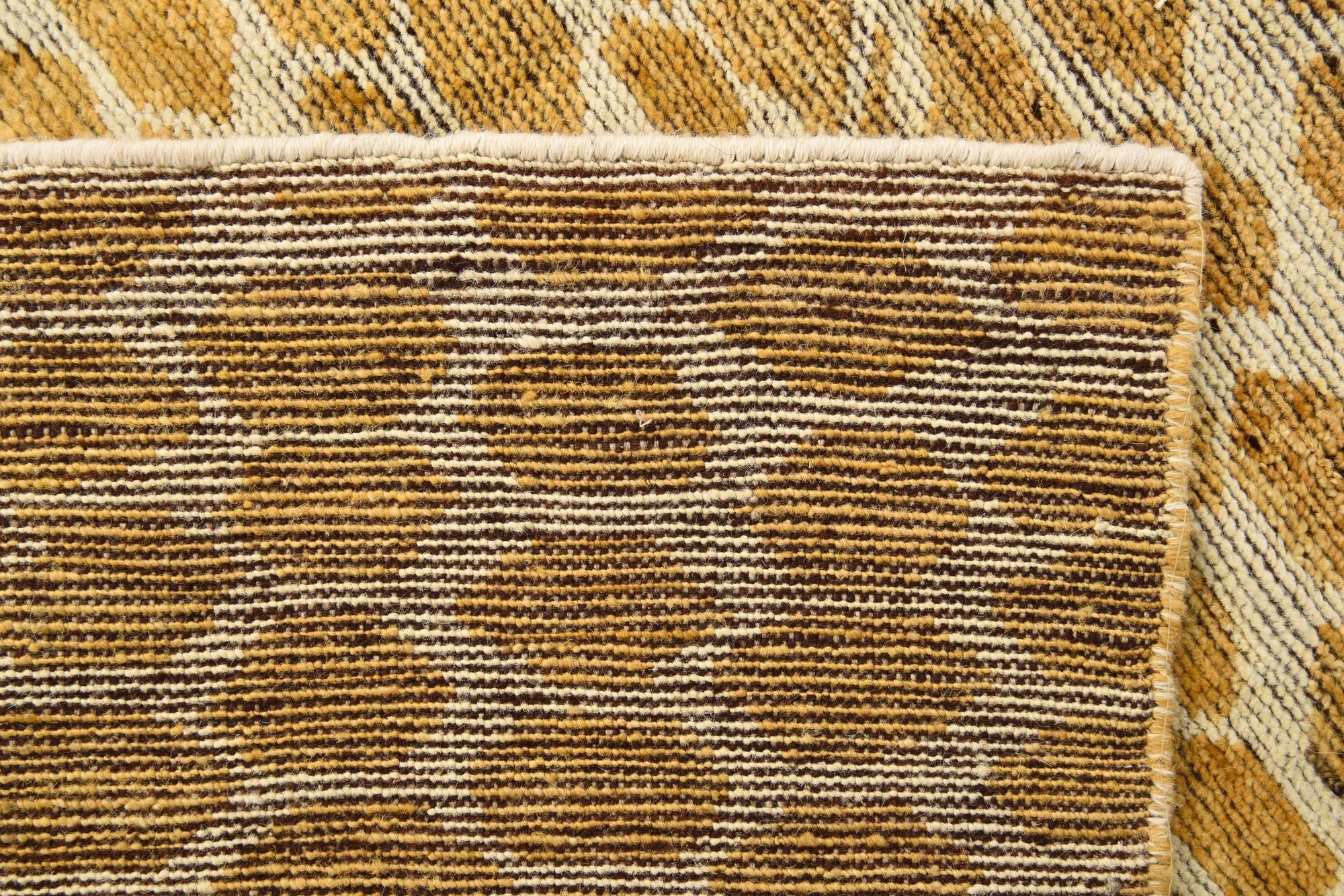 5' 8 x 9' 1 Hand Knotted Darya Wool Rug