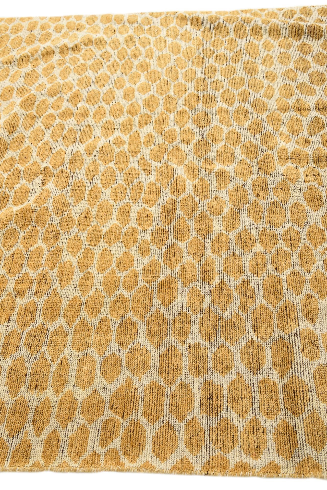 5' 11 x 9' 1 Hand Knotted Darya Wool Rug