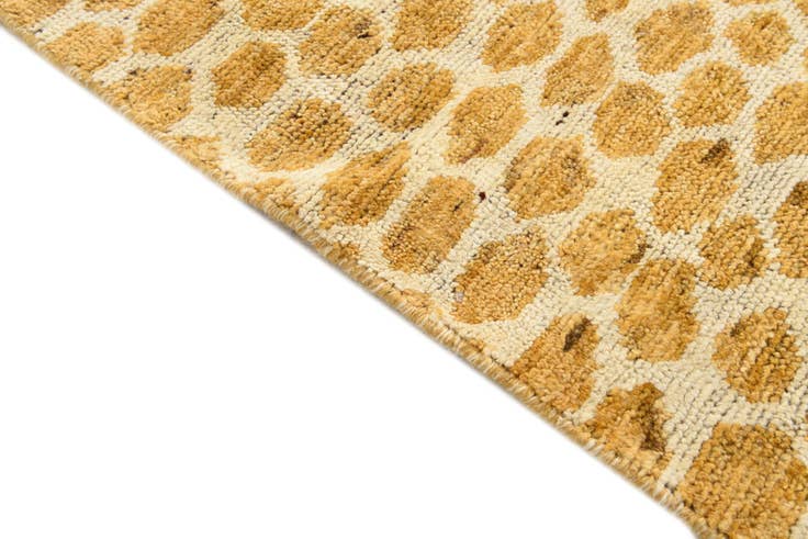 Detail image of 5' 11 x 8' 10 Hand Knotted Darya Wool Rug
