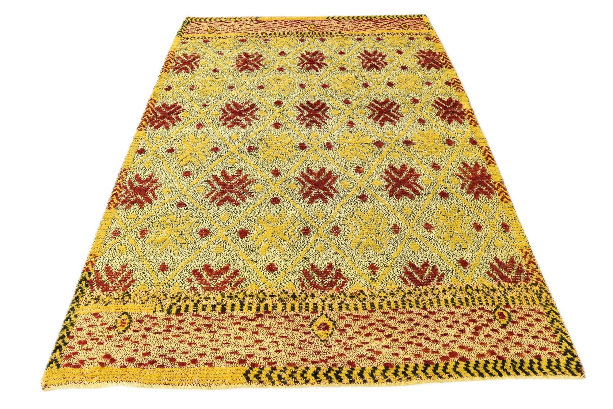 5' 6 x 8' Hand Knotted Darya Wool Rug