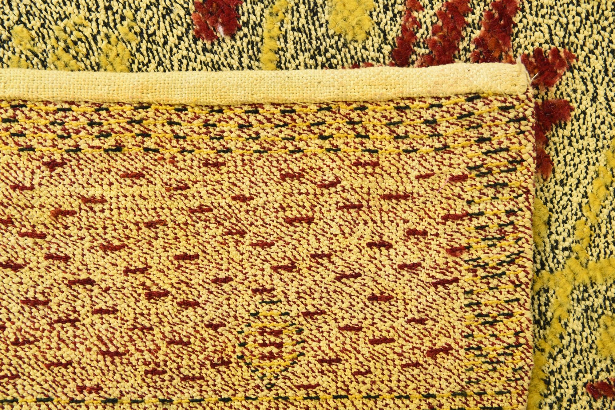 5' 6 x 8' Hand Knotted Darya Wool Rug