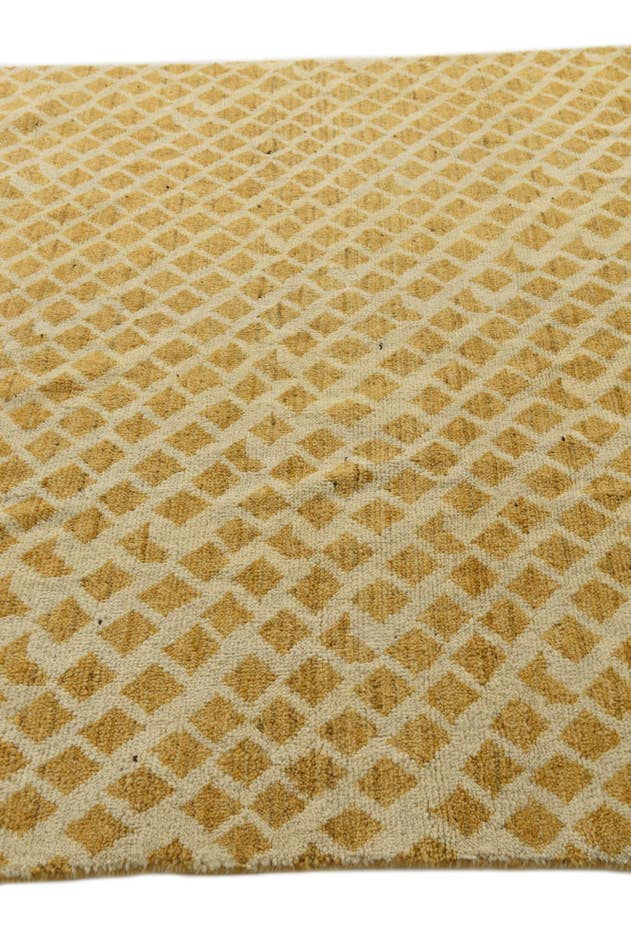 Detail image of 6' x 9' 1 Hand Knotted Darya Wool Rug