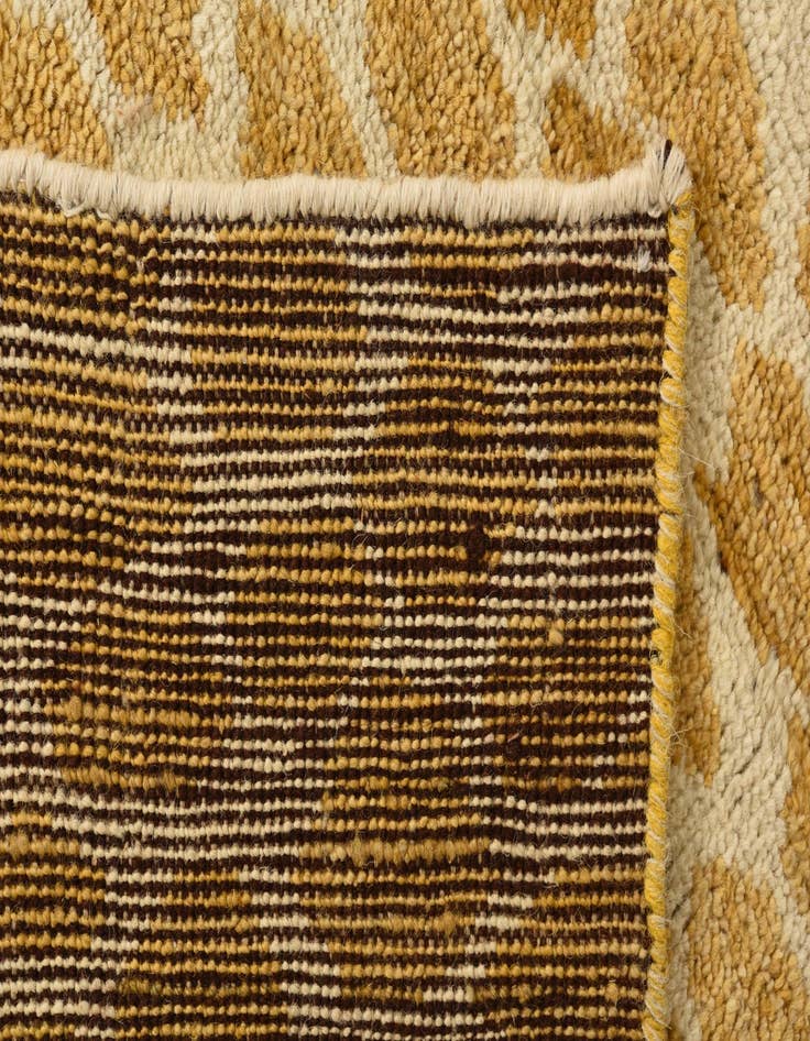 Detail image of 5' 9 x 8' 9  Hand Knotted Darya Wool Rug