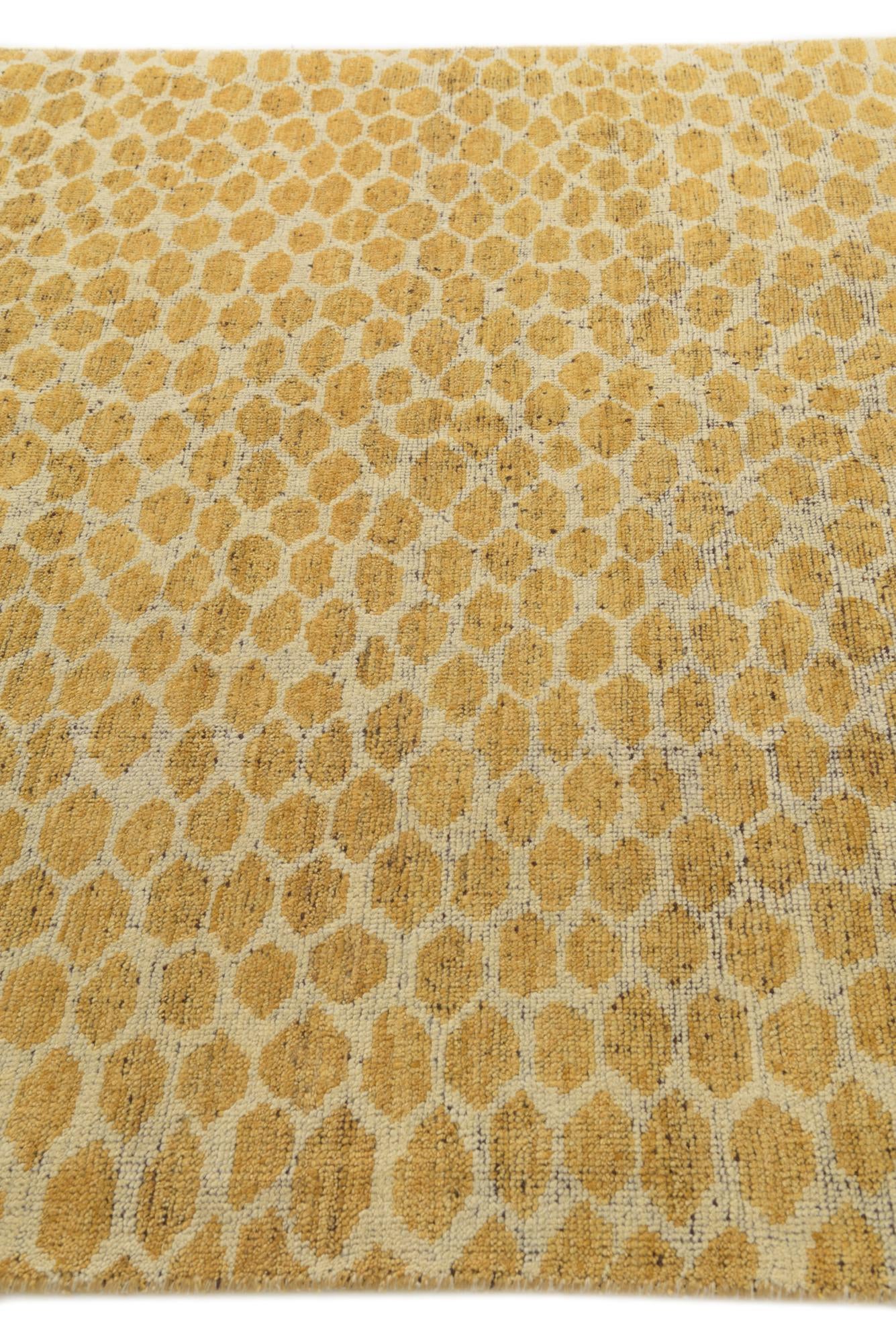 6' x 9' Hand Knotted Darya Wool Rug