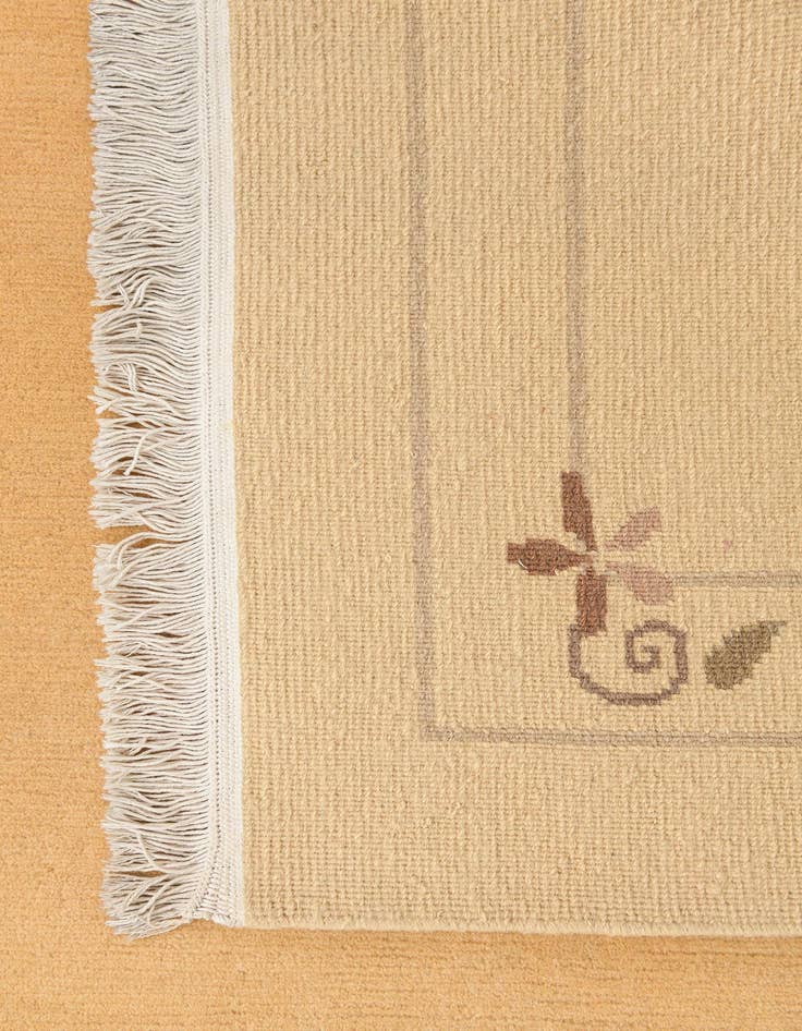 Detail image of 5' 7 x 7' 8 Darya Rug