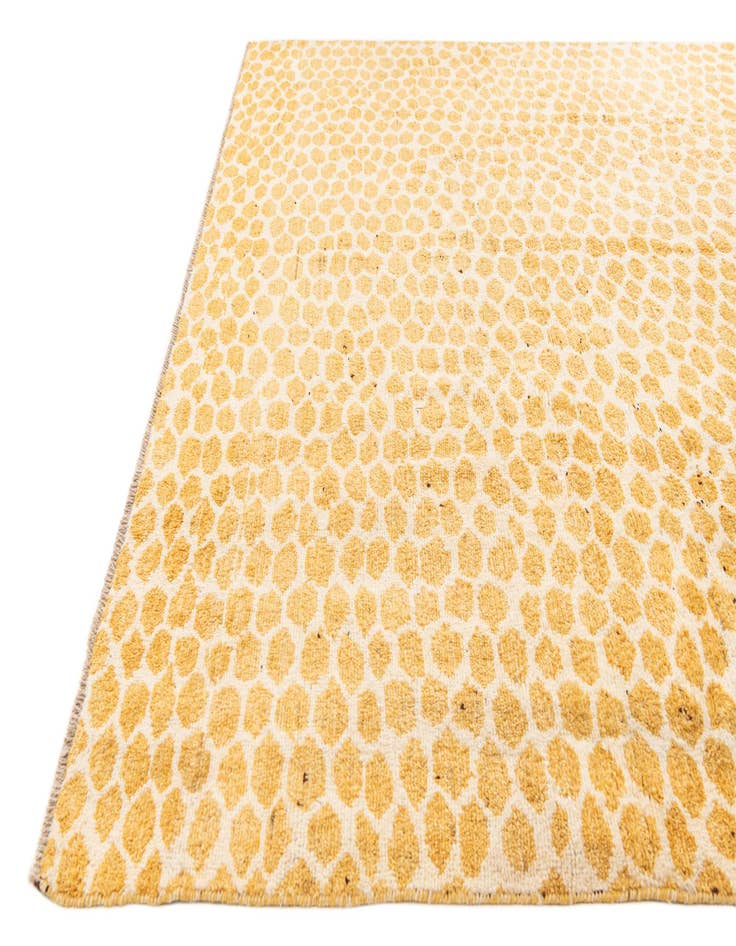 Detail image of 9' 2 x 12' 10  Hand Knotted Darya Wool Rug