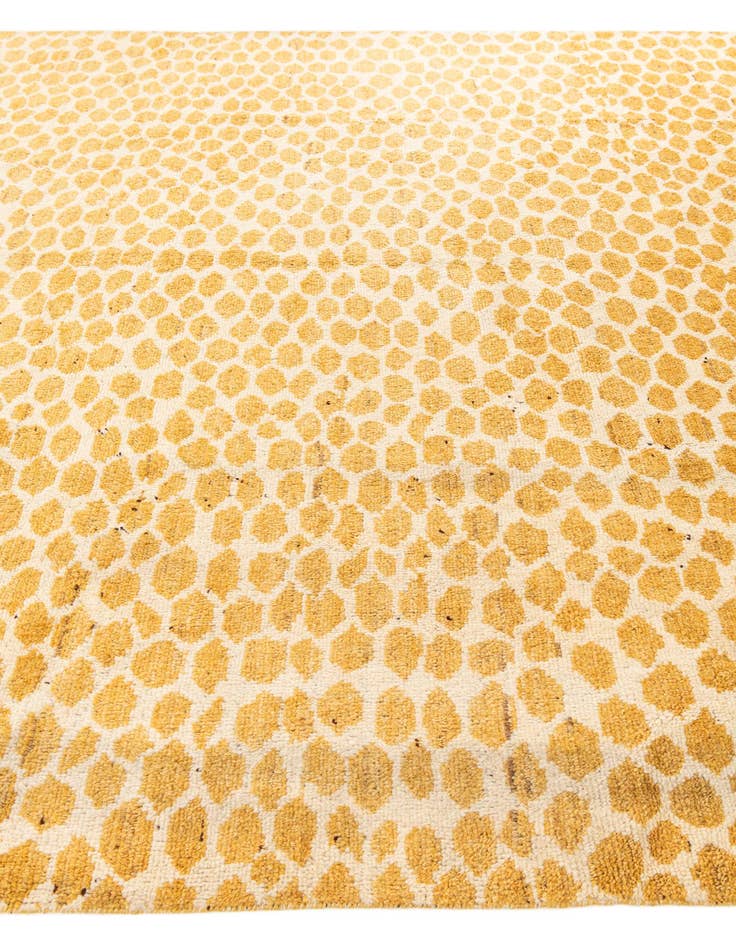 Detail image of 9' 2 x 12' 10  Hand Knotted Darya Wool Rug