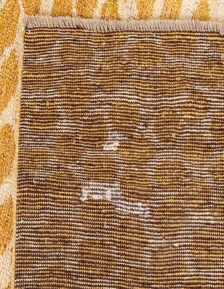 Detail image of 9' 2 x 12' 10  Hand Knotted Darya Wool Rug