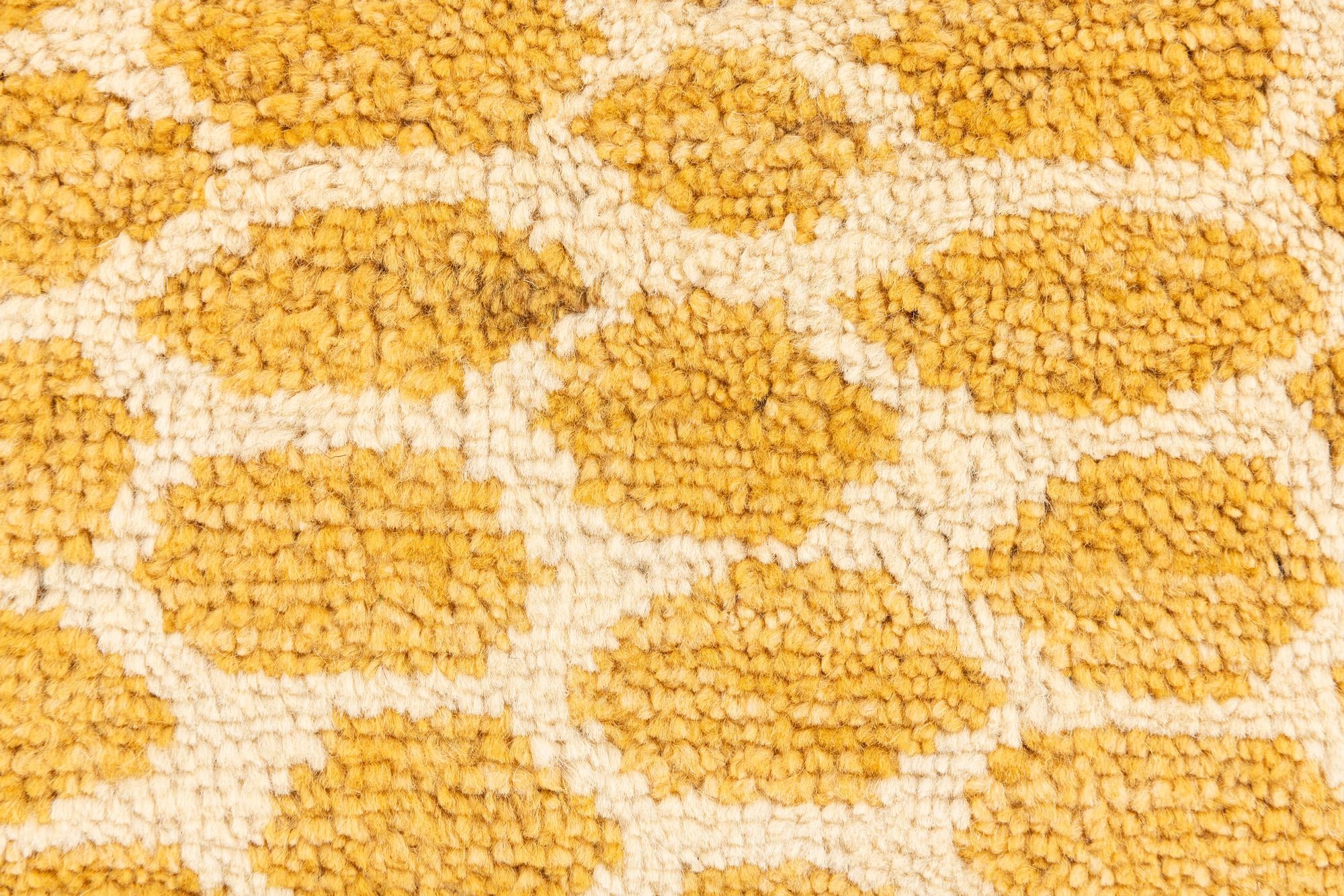 9' 1 x 12' 1 Hand Knotted Darya Wool Rug