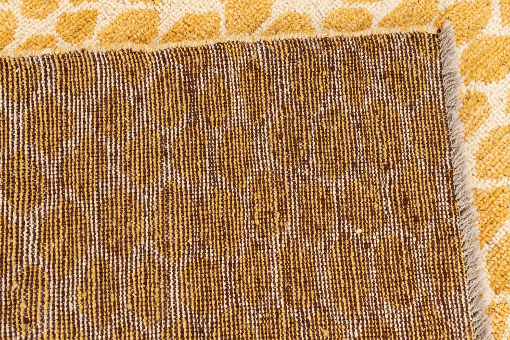 9' 1 x 12' 1 Hand Knotted Darya Wool Rug